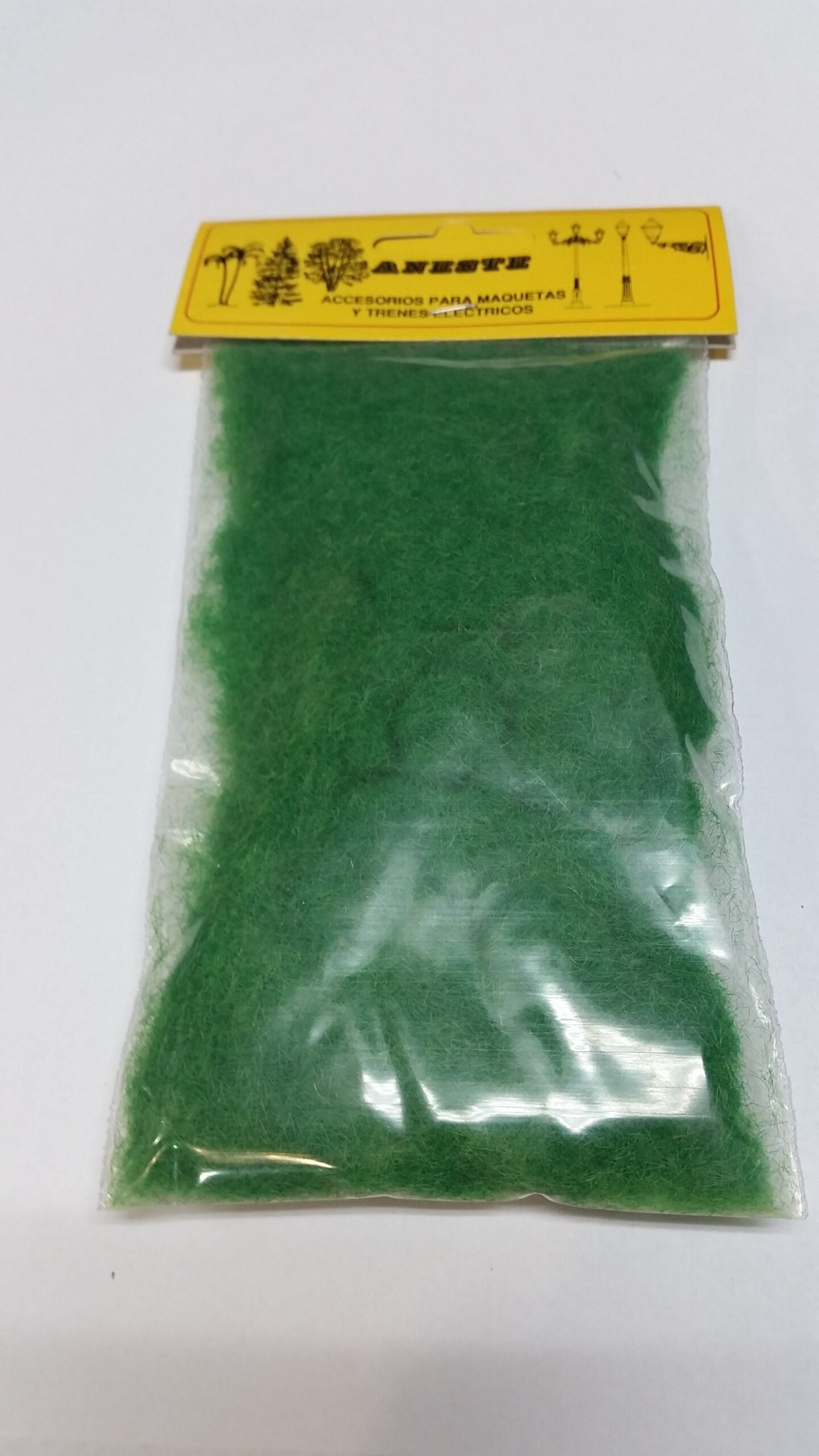 CESPED VERDE VIVO 3 MM.