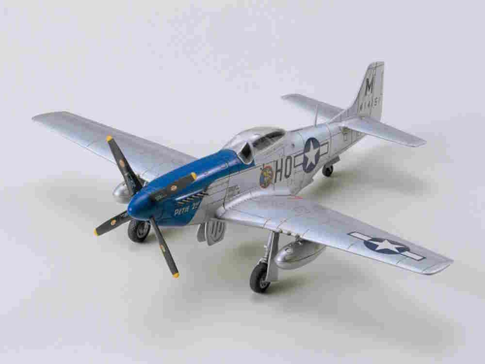 1:72 NORTH AMERICAN P-51D MUSTANG