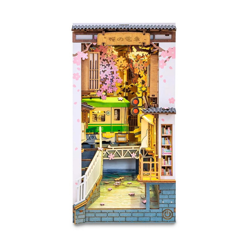 SAKURA DENSYA – BOOK NOOK