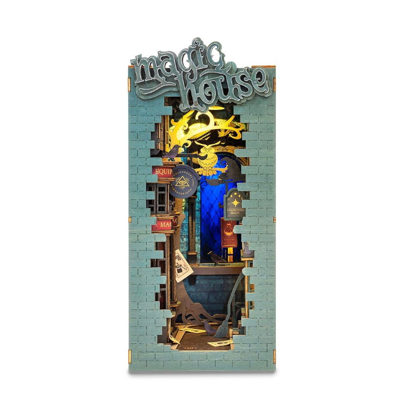 MAGIC HOUSE – BOOK NOOK