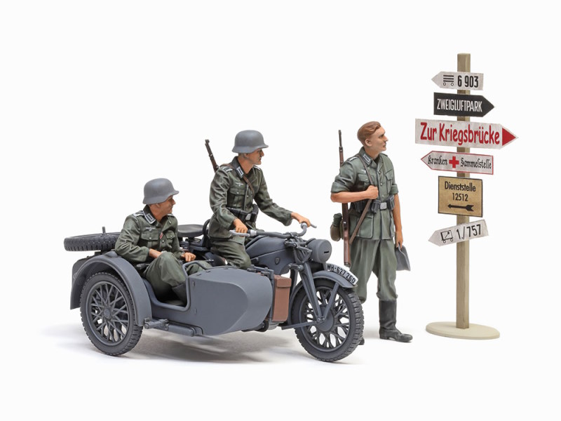 1:35 GERMAN KS600 MOTORCYCLE & SIDECAR
