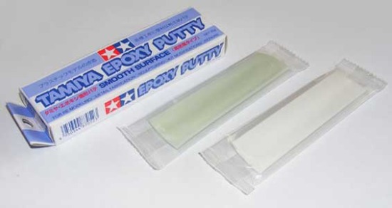 TAMIYA EPOXY PUTTY (25 GR.)