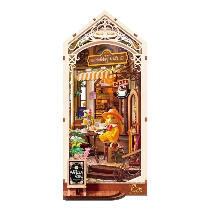 HOLIDAY CAFÉ – BOOK NOOK