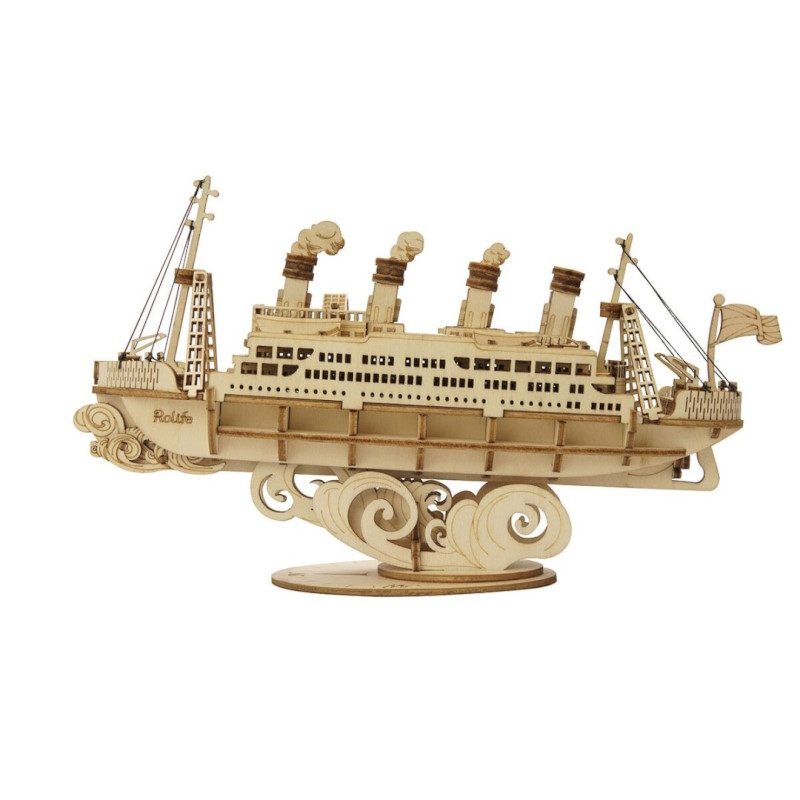 CRUISE SHIP
